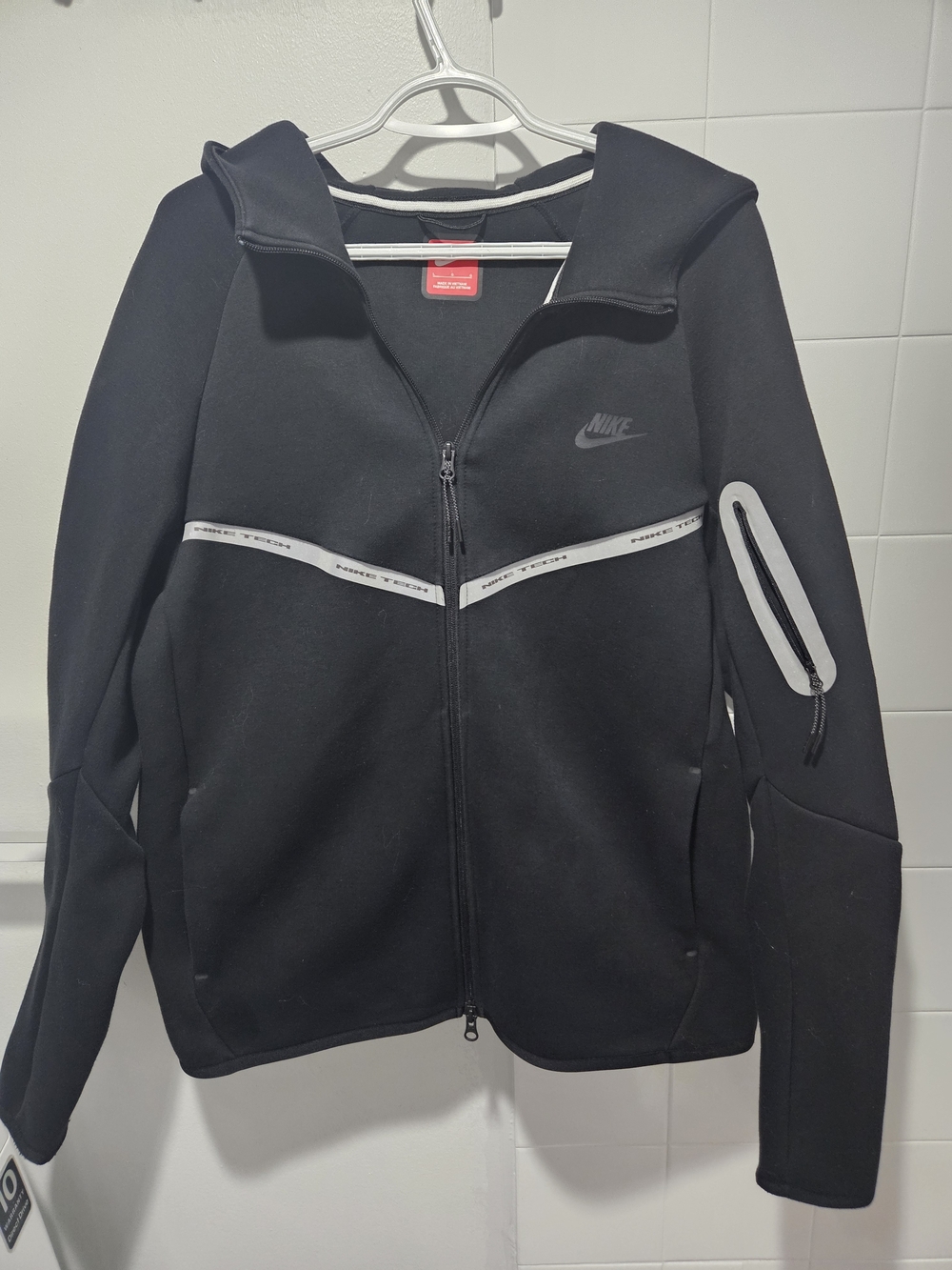 Nike Black Full-Zip Tech Fleece Hoodie with Reflective Logo
